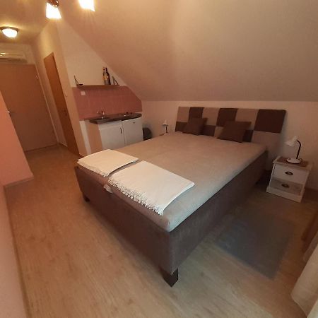 Pacsirta Vendeghaz Hotell Egerszalók Eksteriør bilde