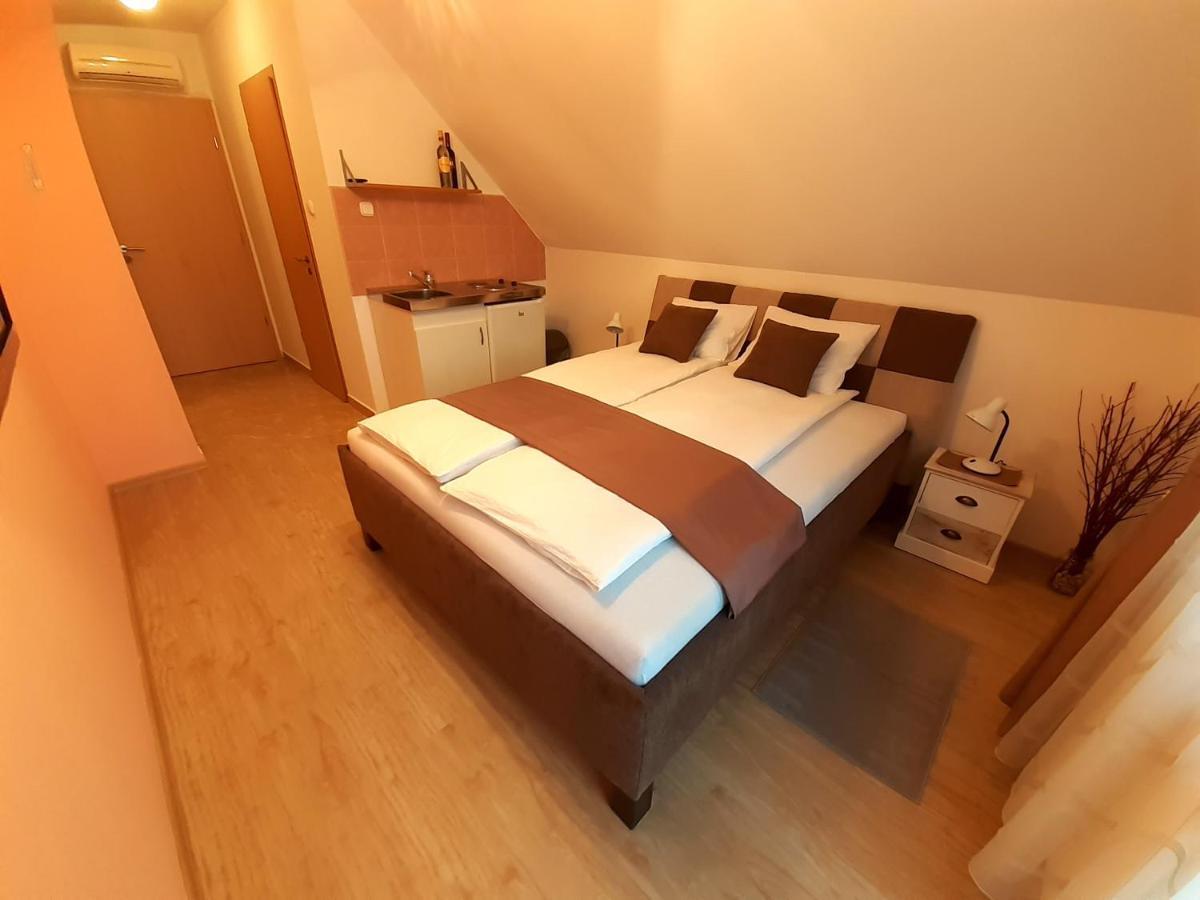 Pacsirta Vendeghaz Hotell Egerszalók Eksteriør bilde