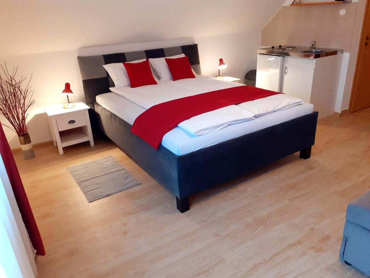 Pacsirta Vendeghaz Hotell Egerszalók Eksteriør bilde